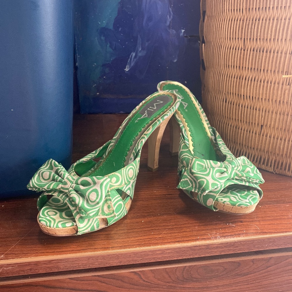 Green High heel sandal MIA